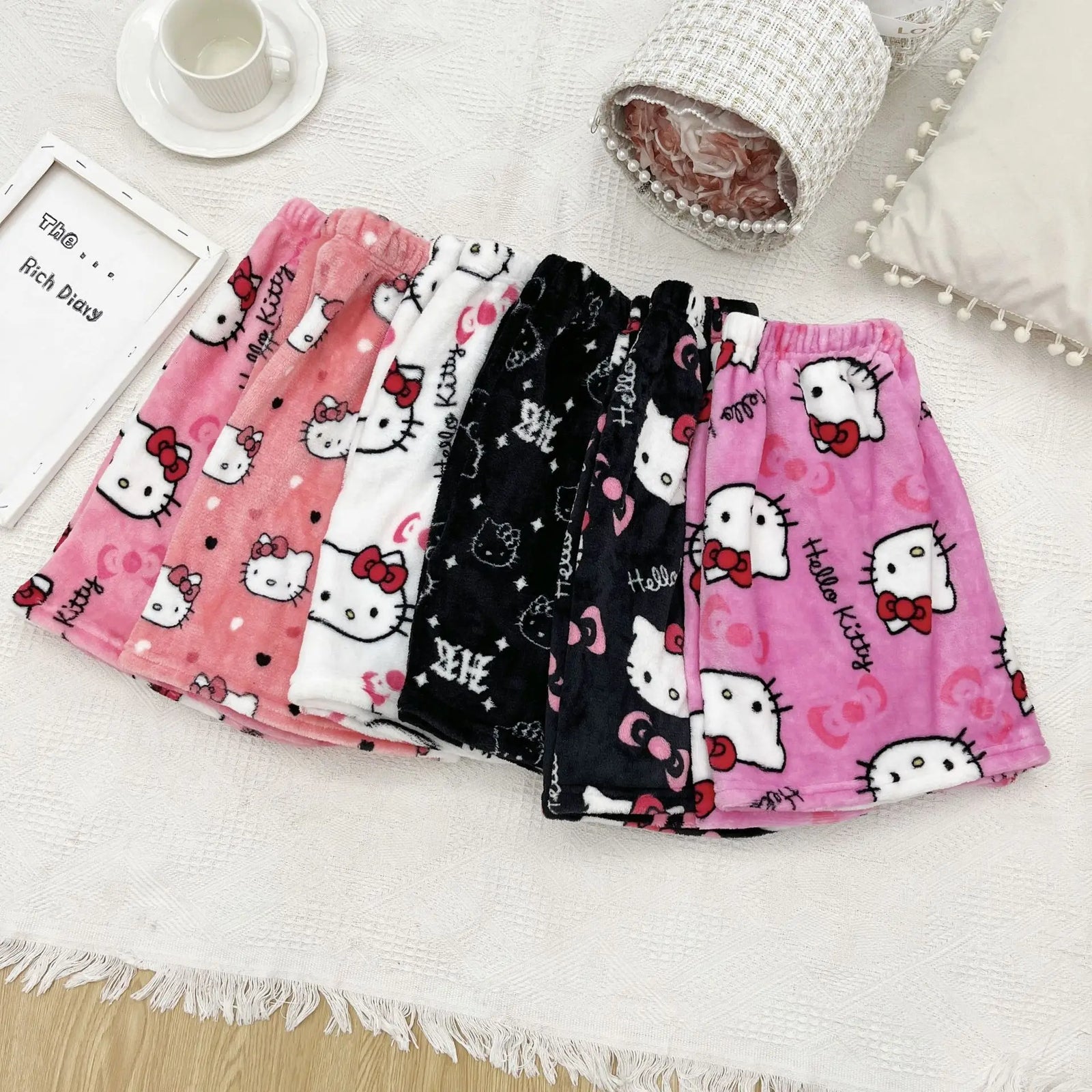 Sanrio Hello Kitty Anime Y2K Kawaii Flannel Pajamas Women'S Warm Woolen Cartoon Casual Home Pants Autumn Winter Fashion Trousers